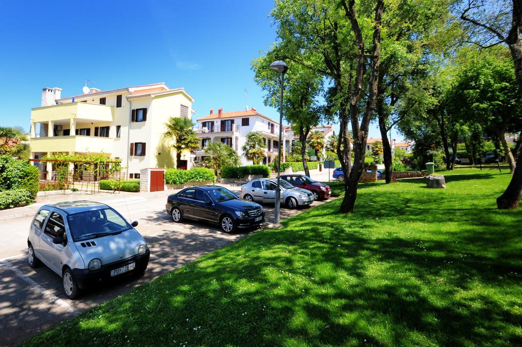 פורץ Apartments Jasmina חדר תמונה